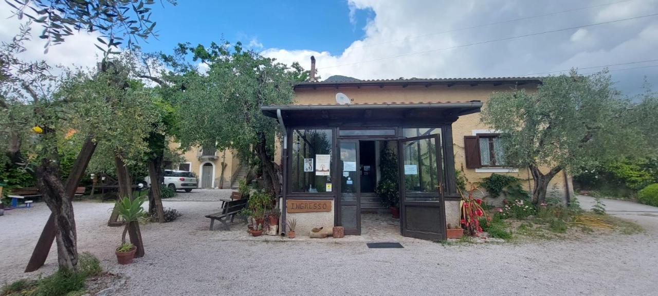 Agriturismo Macchiapiede 살라 콘실리나 외부 사진